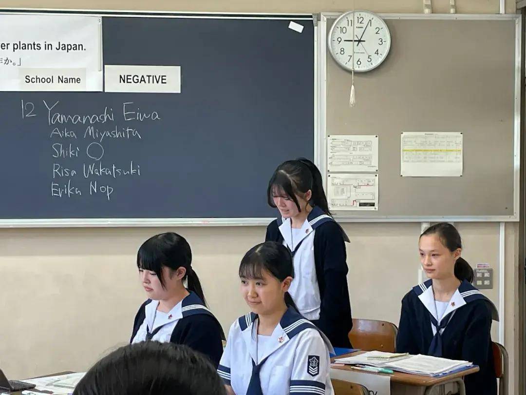 请输入图片描述