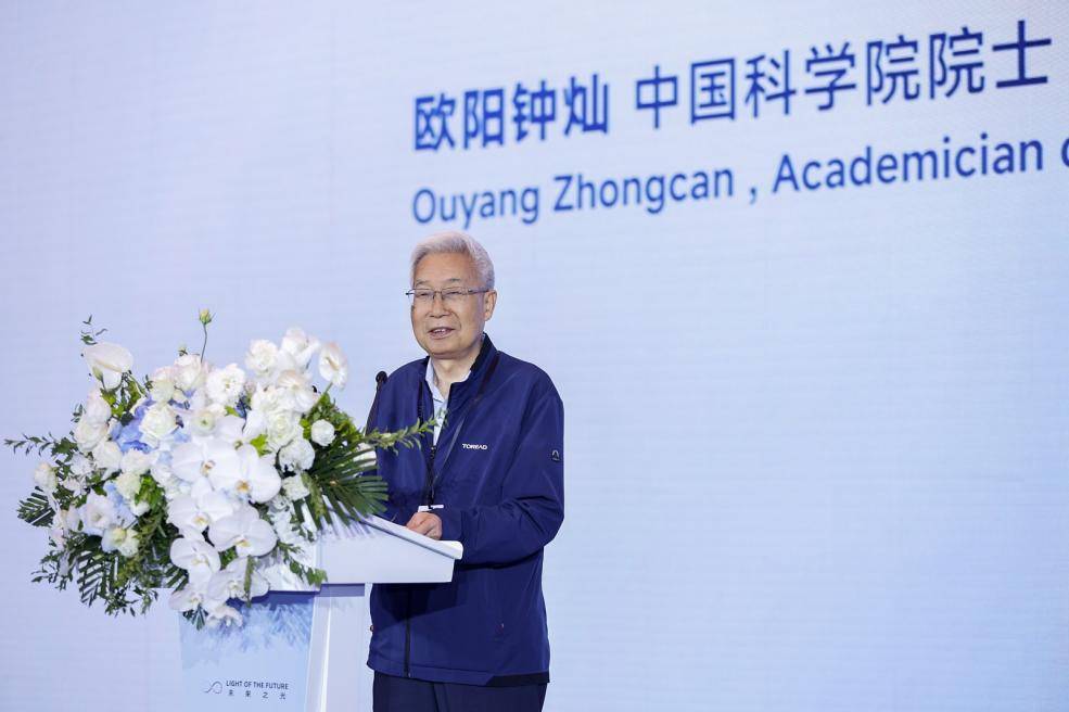 5年内120吋大屏将成主流,激光显示引领下一代家庭显示趋势-最极客
