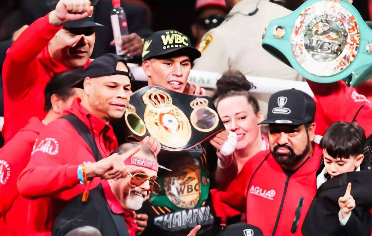 本纳维德兹面临WBA“最后通牒”:需要选择175磅或200磅拳王头衔