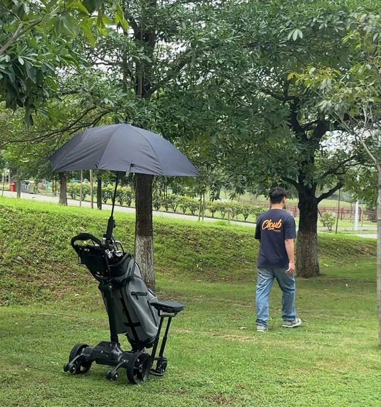 女球手、青少年、老年人都在找的高尔夫装备，为什么最后越来越多人关注“轻量化”？