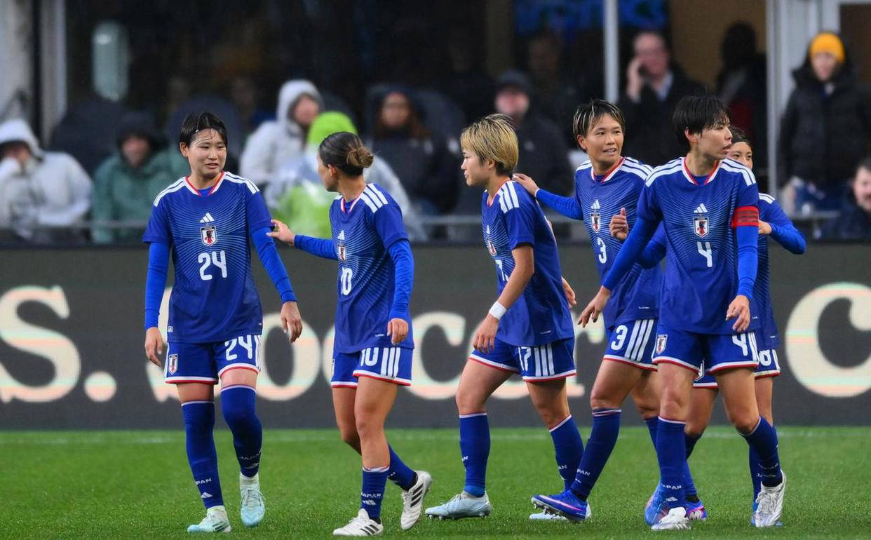 亚运会女足决赛对阵揭晓，韩国以0-2不敌日本