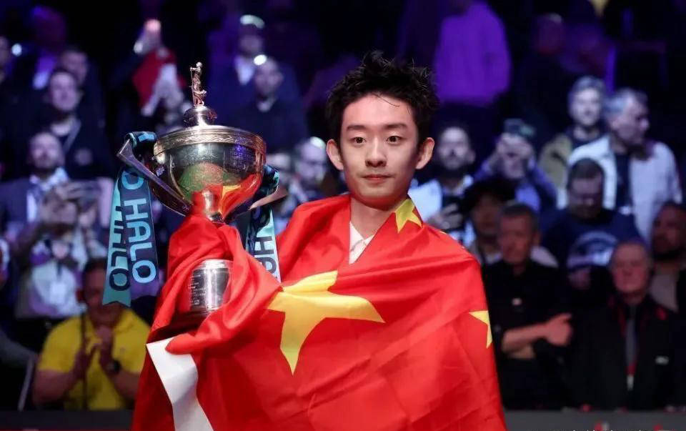 中国斯诺克强势表现！吴宜泽、斯佳辉、袁思俊双双晋级