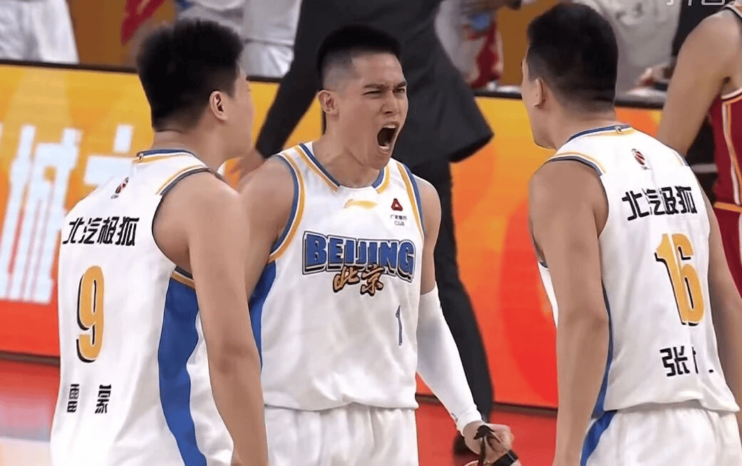 NBA场均5.2分，156场履历，北京第三外援敲定，12人名单出炉冲冠