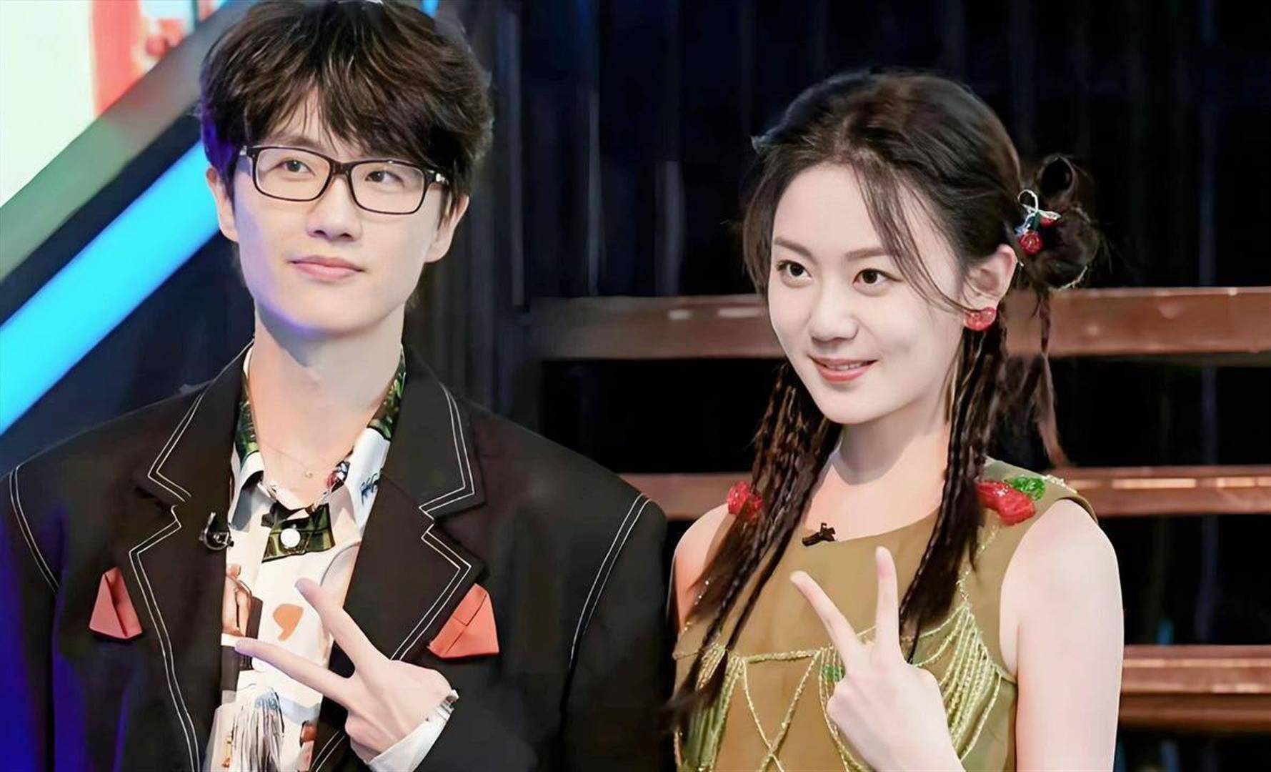 冯禧和许嵩结婚后首条动态