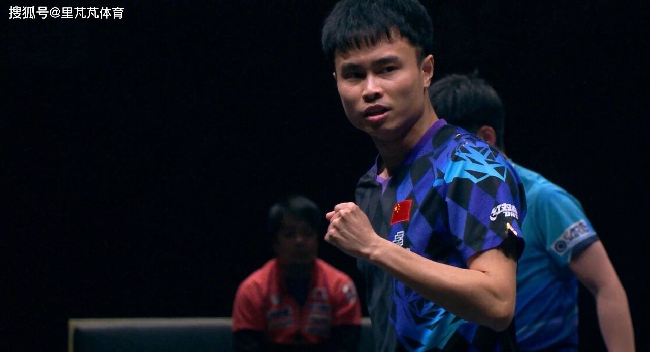 恭喜周启豪！WTT中国赛3-0完胜张本智和，延续中国男乒的希望