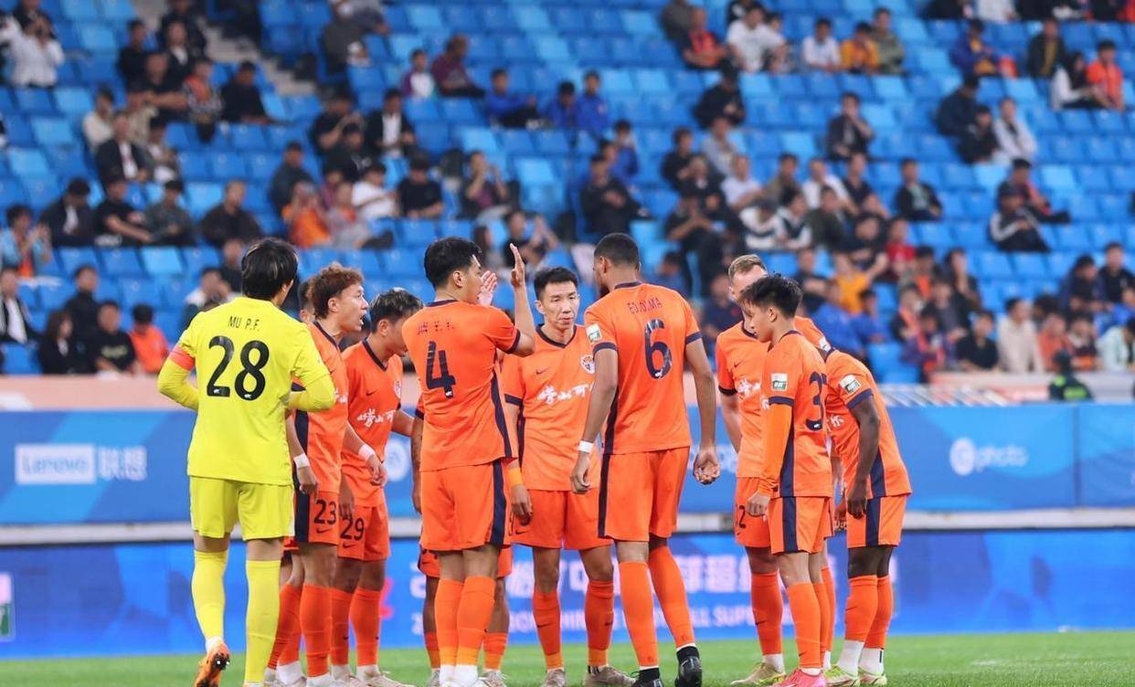 青岛海牛0比3国安提前3轮降级，米兰赛后直言没想到，还透露自己打算