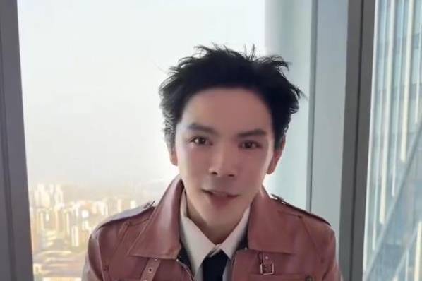 向佐回应“肾脏状态如同70岁”：关于我的肾，真的没有事哈封面图