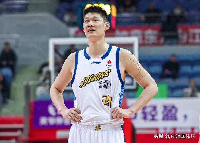 CBA精彩夜，积分榜有变，广厦男篮赢球，北京升第3，广东队下跌