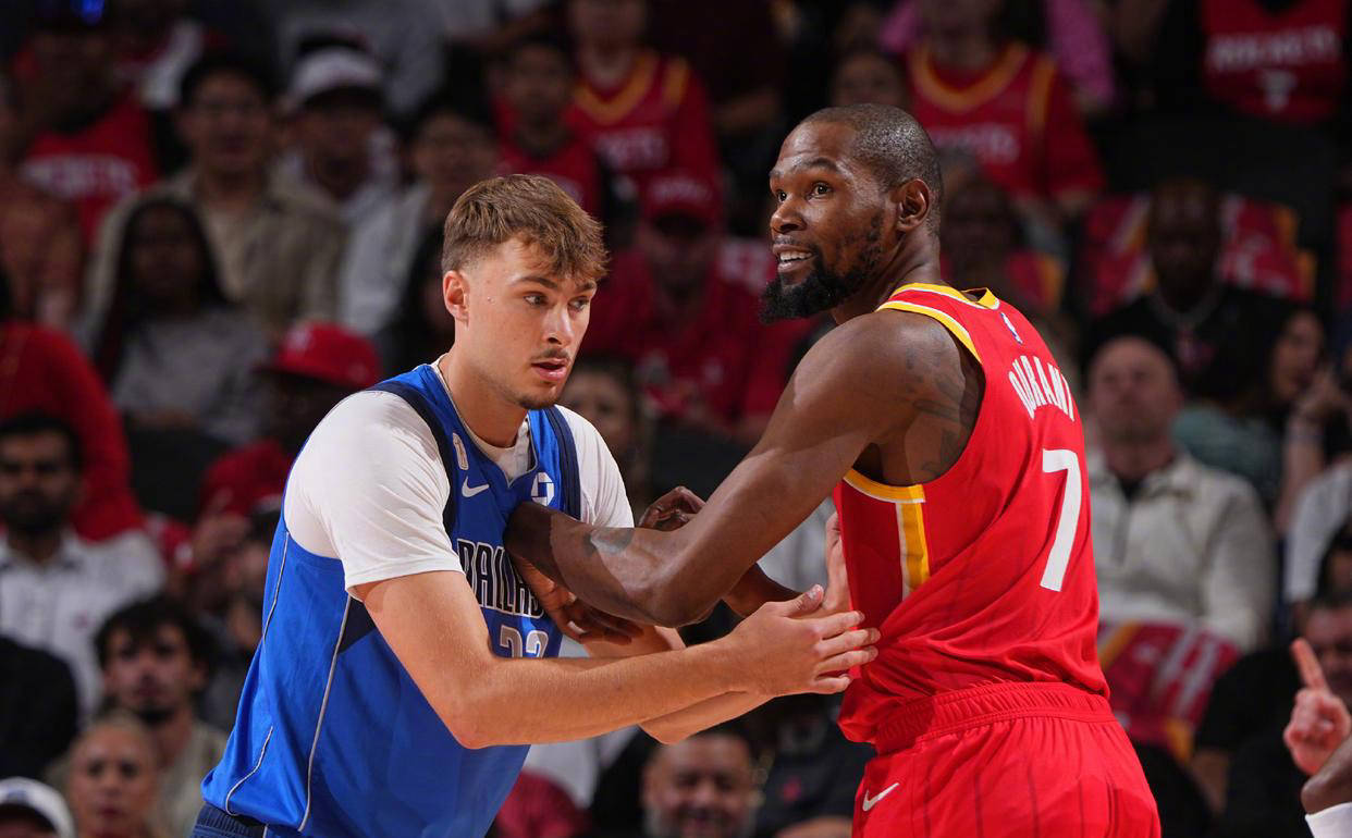杜兰特30+6创NBA历史传奇，火箭大胜独行侠！欧文状态回暖
