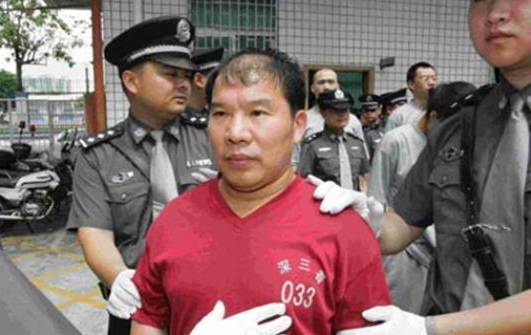 回顾陈毅锋身家10亿，做慈善捐款1亿，背后却干尽坏事，被抓判刑20年