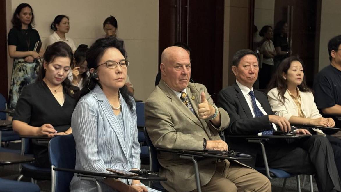 现场｜“赛考斯”谈中美交流：一棵树、一块砖、一座“桥”