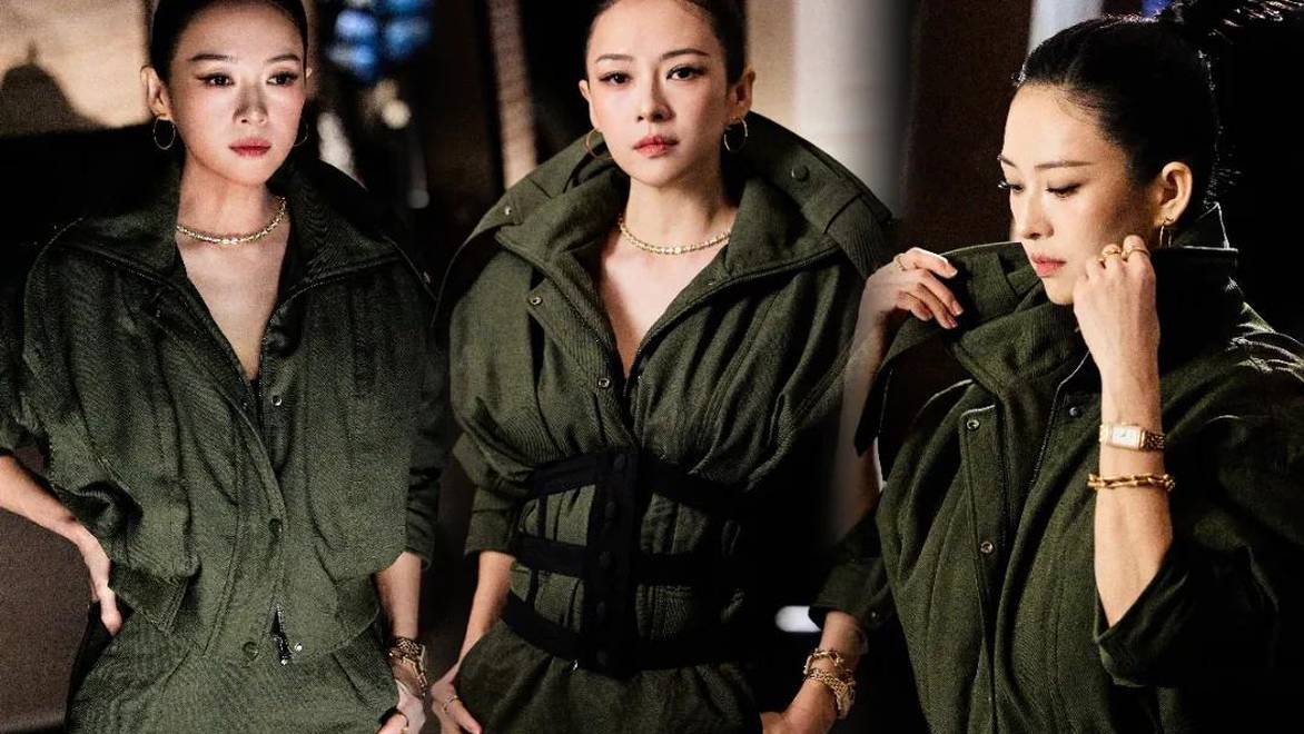 章子怡丸子头配工装服，冷艳高级自带强大气场