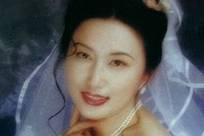她是毛新宇前妻，服务员出身北大毕业，结婚3年无子女 今定居北京