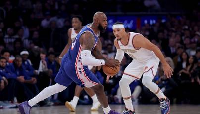 NBA-76人VS尼克斯 詹姆斯组织进攻