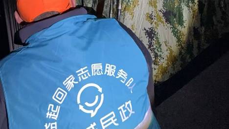 一场关于误解与信任的接力：用温暖化解舆论风波