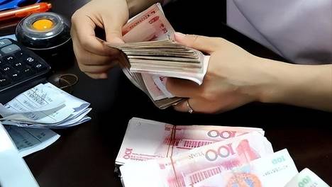 别再被朋友圈骗了，家里有40万存款，已经超过全国90%的家庭