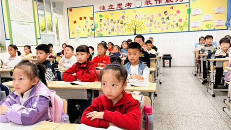 共读经典童话《苹果树》，实小文苑分校家校小课堂又开课啦！