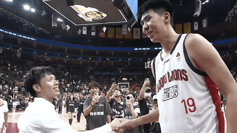 宏远欲提前召回徐昕，原帅未认可交易，广厦好消息，江苏敲定3外援！