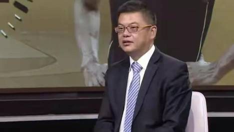 中国女篮惨败33分,两大核心缺阵,张子宇成遮羞布 苏群赛后一针见血