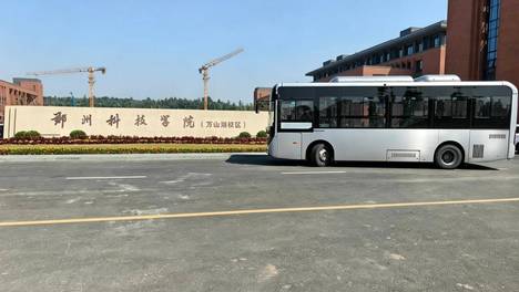 招手即停！荥阳 27 路公交正式开通，串联医院、学校与高铁西站