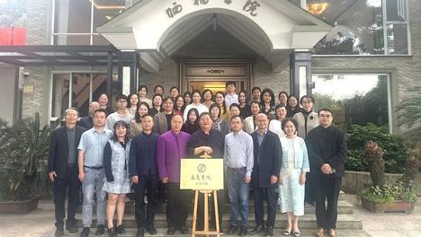 曙中丨让心理学从书本里走出来，回到烟火人间