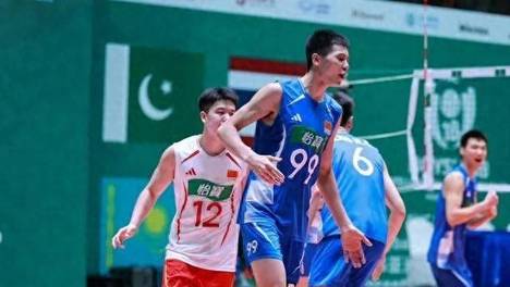 中国U18男排逆转晋级亚锦赛四强 年轻一代彰显无限希望