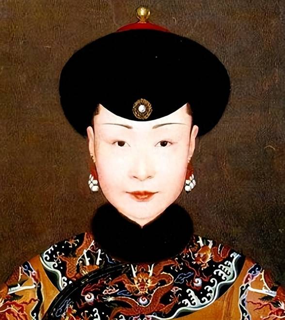 同治皇帝死后，皇后的父亲含泪劝女儿自杀，其中有何内幕？