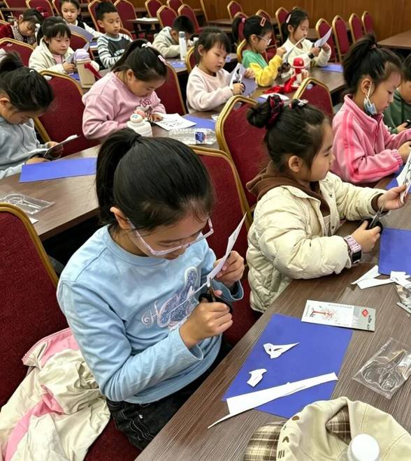 相约龙博｜冰河时代的神秘巨兽——披毛犀
