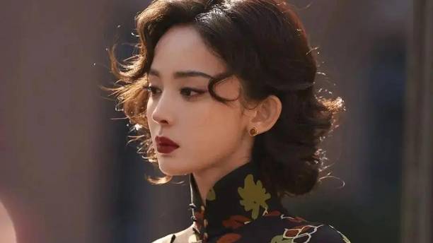 娜扎的“花纹旗袍杀”好美！三套复古穿搭尽显东方绝色