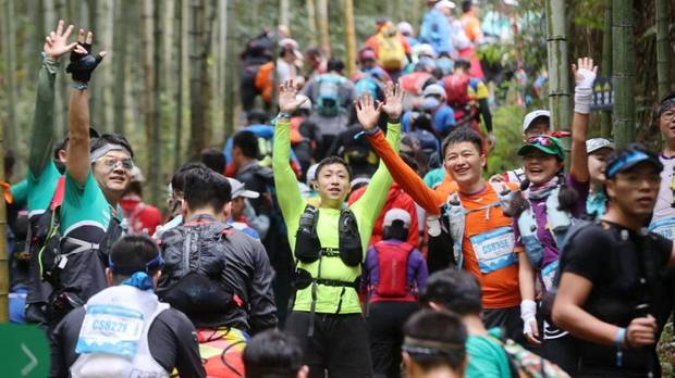 从“跑马”到“跑山” 高端运动品牌攻占越野跑赛道