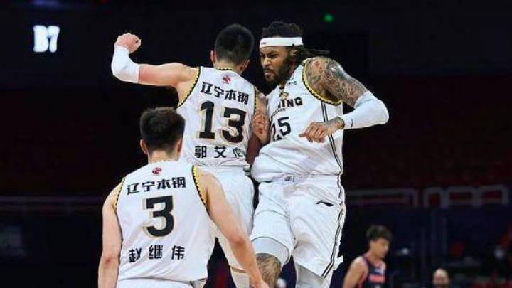 辽宁男篮将迎来广东的挑战,谁的赢面更大?