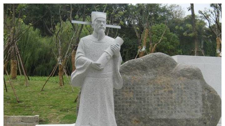 王安石在文坛上的功绩，是不是人人称道？