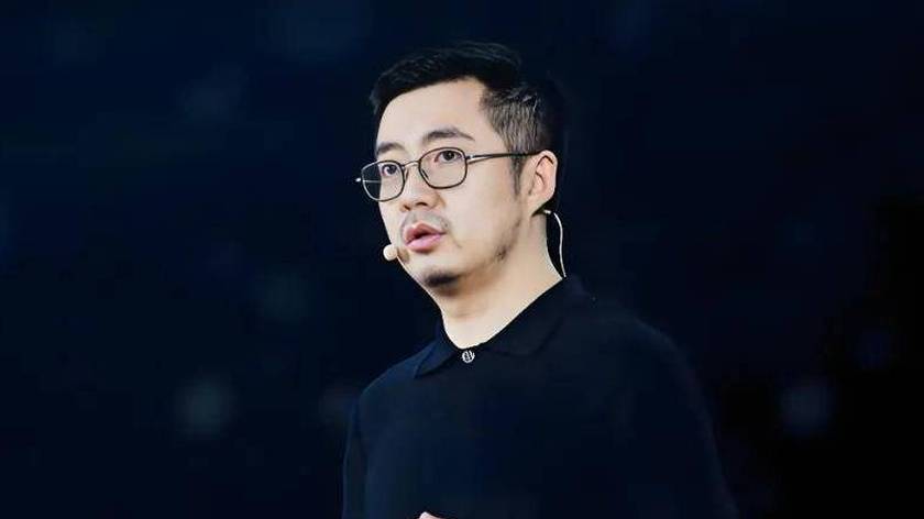 看在AI的面子上，蒋凡放下了王兴