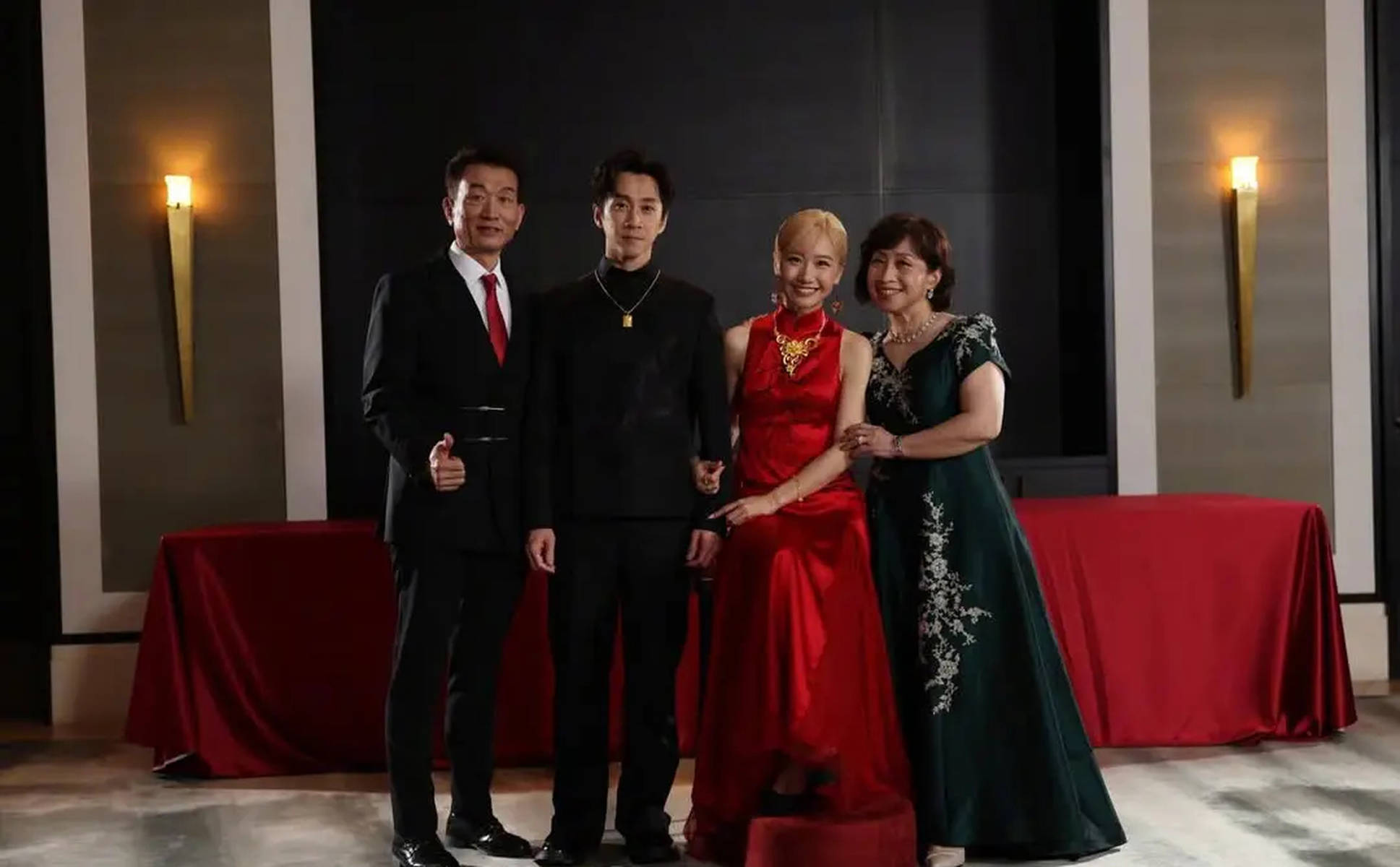 陈汉典lulu举行婚礼！二人甜蜜热吻大方秀恩爱