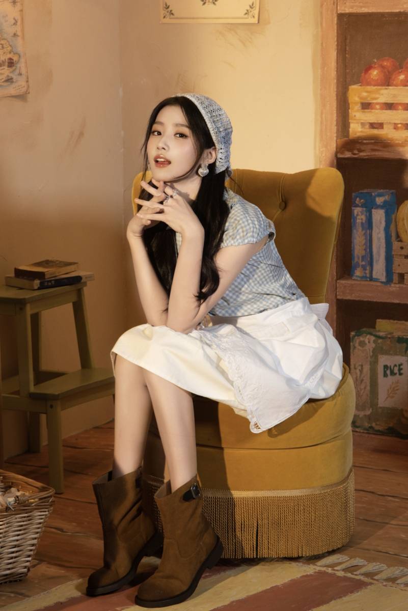 卢昱晓化身生日杂货铺主理人 清甜软萌治愈感十足