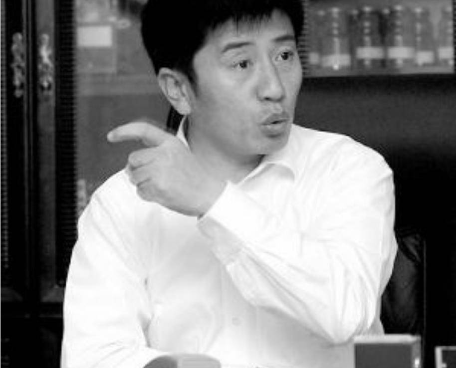"万里大造林"的陈相贵:曾花182万买手机号,08年沦为阶下囚_集团_公司