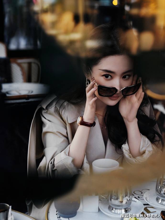 刘亦菲的面纱之美,从古装到现代,从清纯到妩媚_感觉_电影_长裙