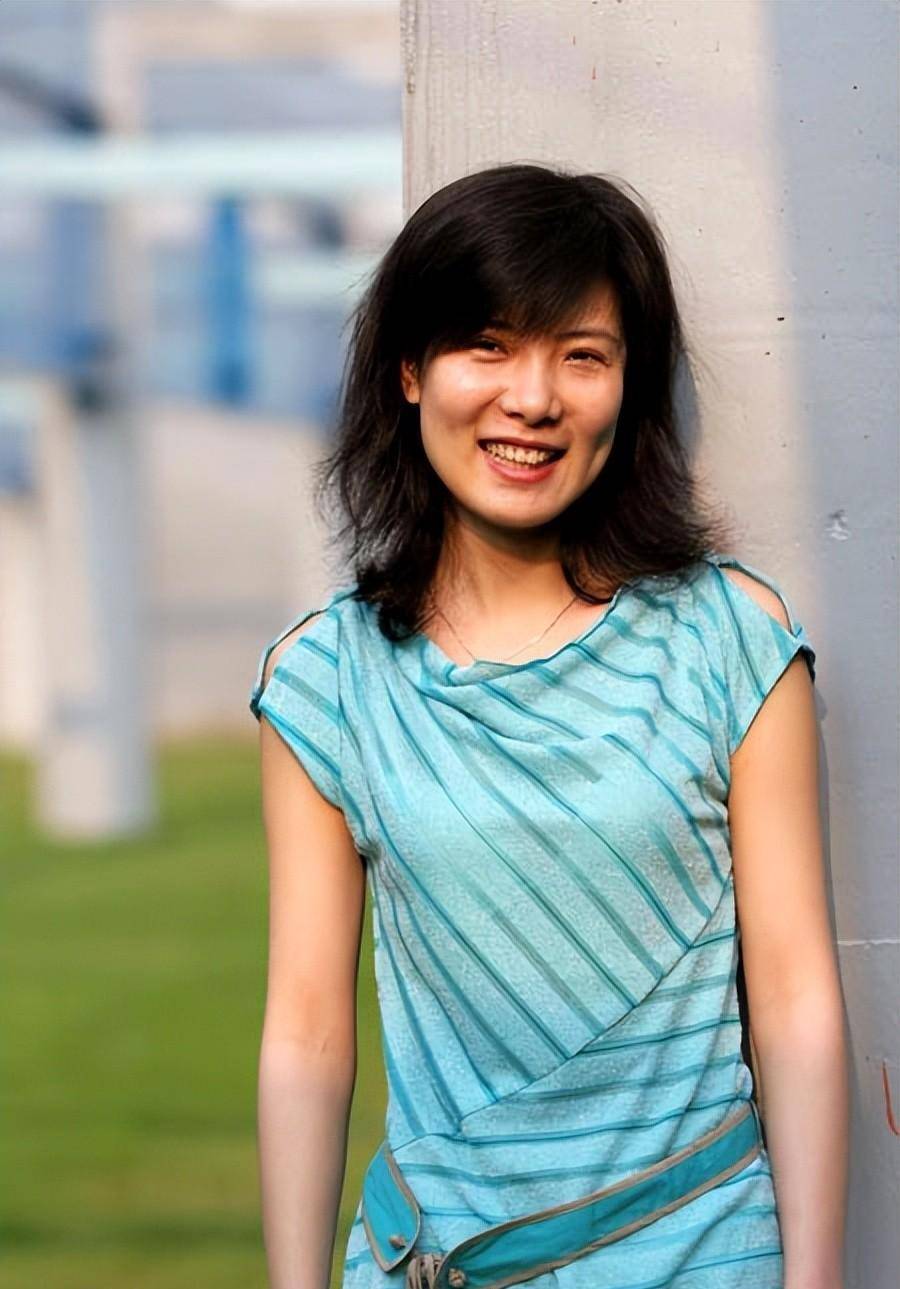 直到那个业余体校的老师去杜丽所在的历山中学拜访时,便一眼相中了