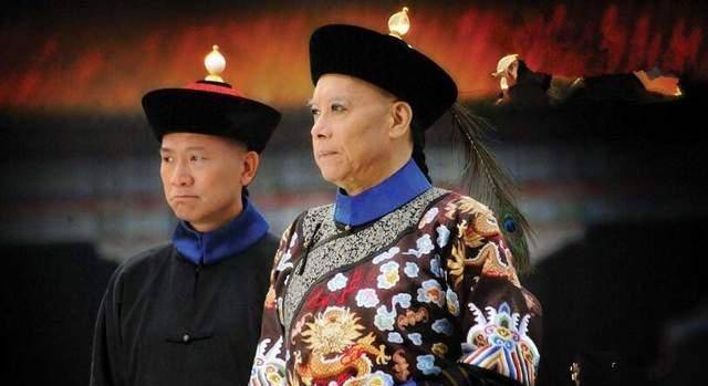 晚清头号大太监李莲英,慈禧为他一再破格,晚年甚至离