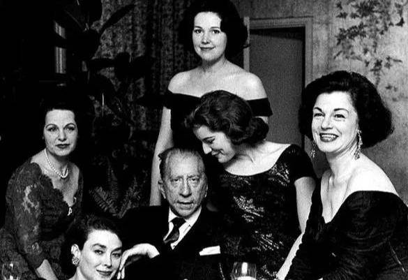 原创
            1973年，世界首富16岁的亲孙被绑架割耳，爷爷：孙子太多了，不给