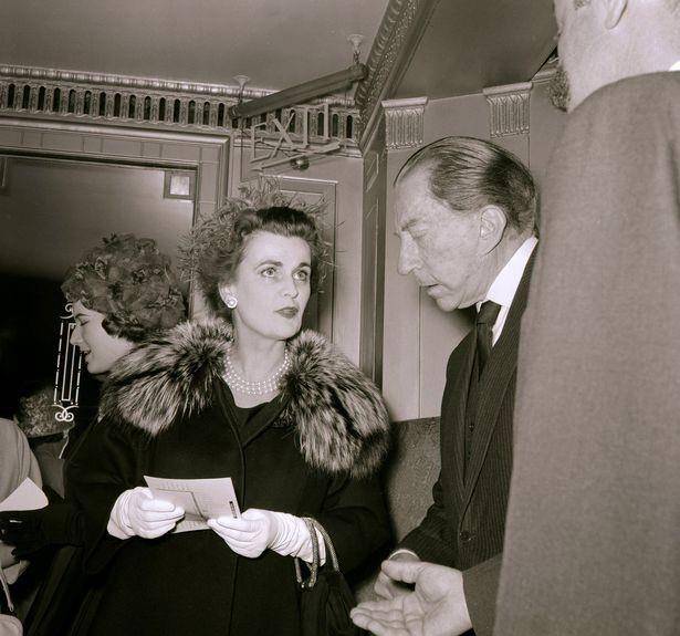 原创
            1973年，世界首富16岁的亲孙被绑架割耳，爷爷：孙子太多了，不给