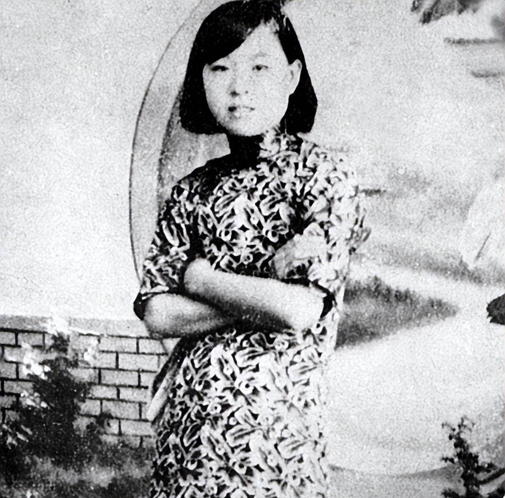 末代皇妃李玉琴:为溥仪守节12年,因何5次探视溥仪后坚决离婚?