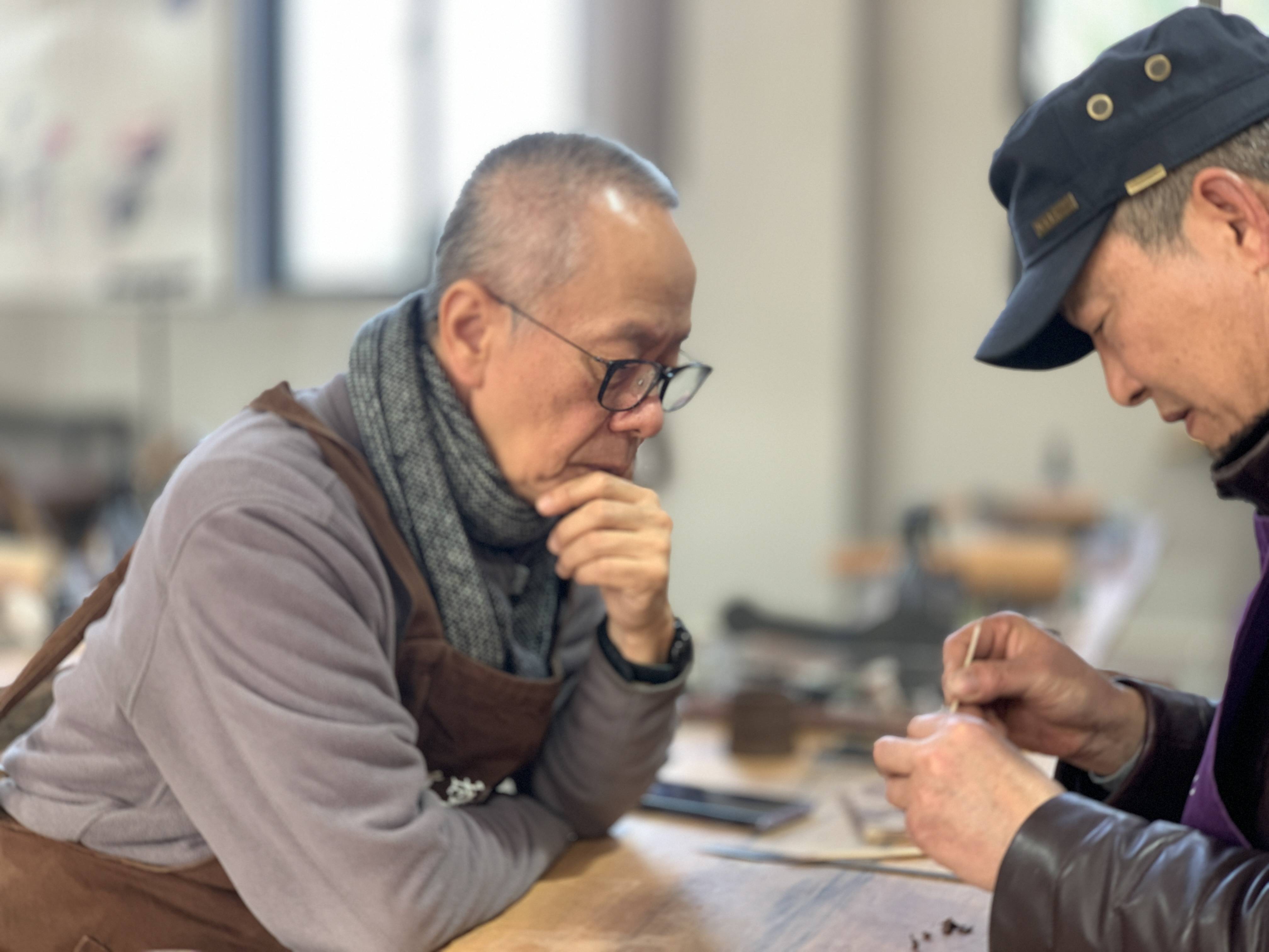澳大利亚企业家来葛盛陶庄体验紫砂手工非遗文化-搜狐大视野-搜狐新闻