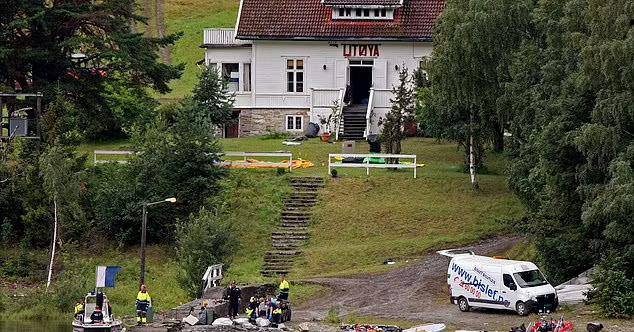 事件,布雷维克的策划绝不是一天两天,他可以如此轻松的穿插于特岛和