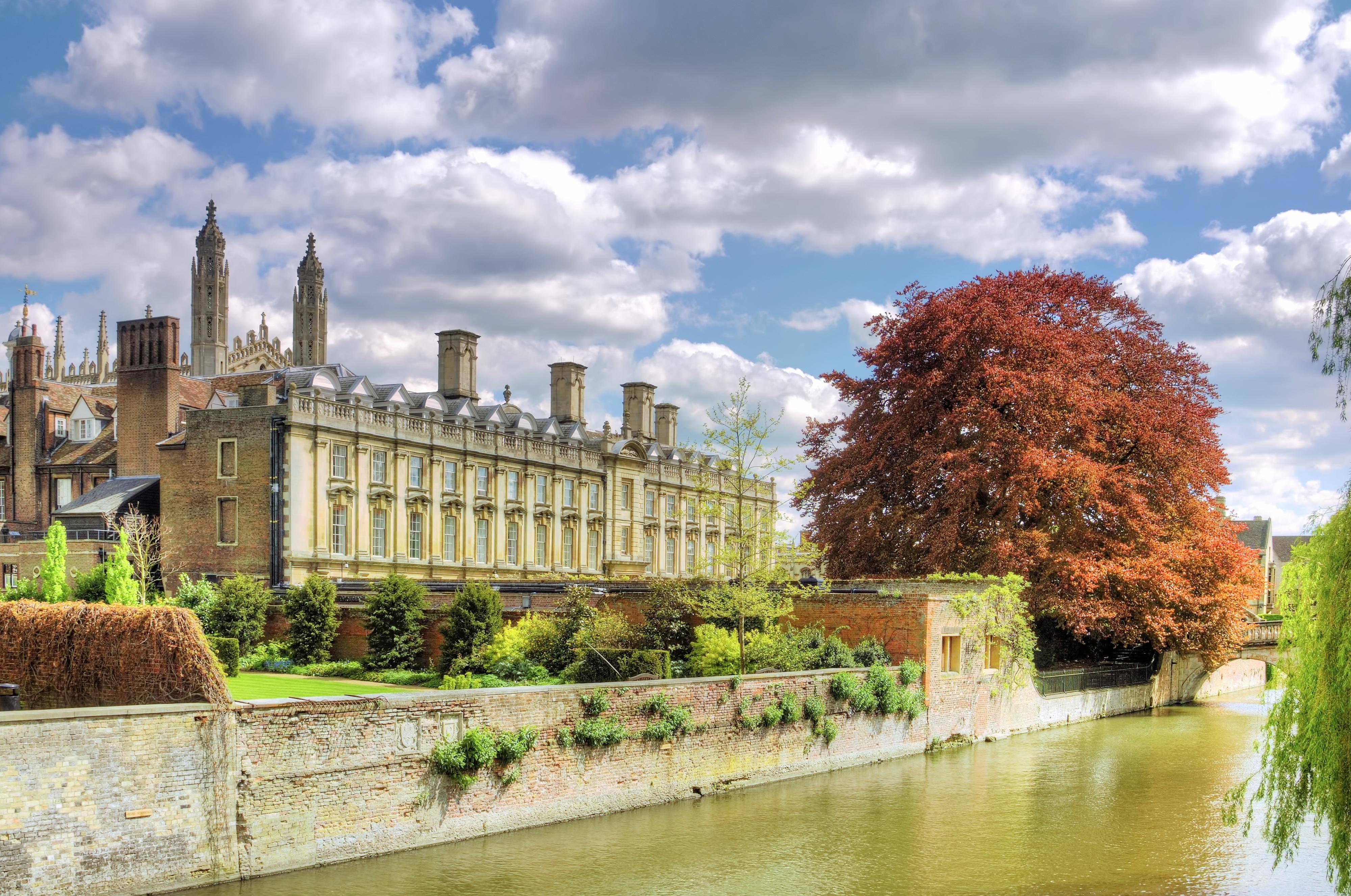 怎样申请剑桥大学访问学者 : 留学生如何准备和申请剑桥大学访问学者