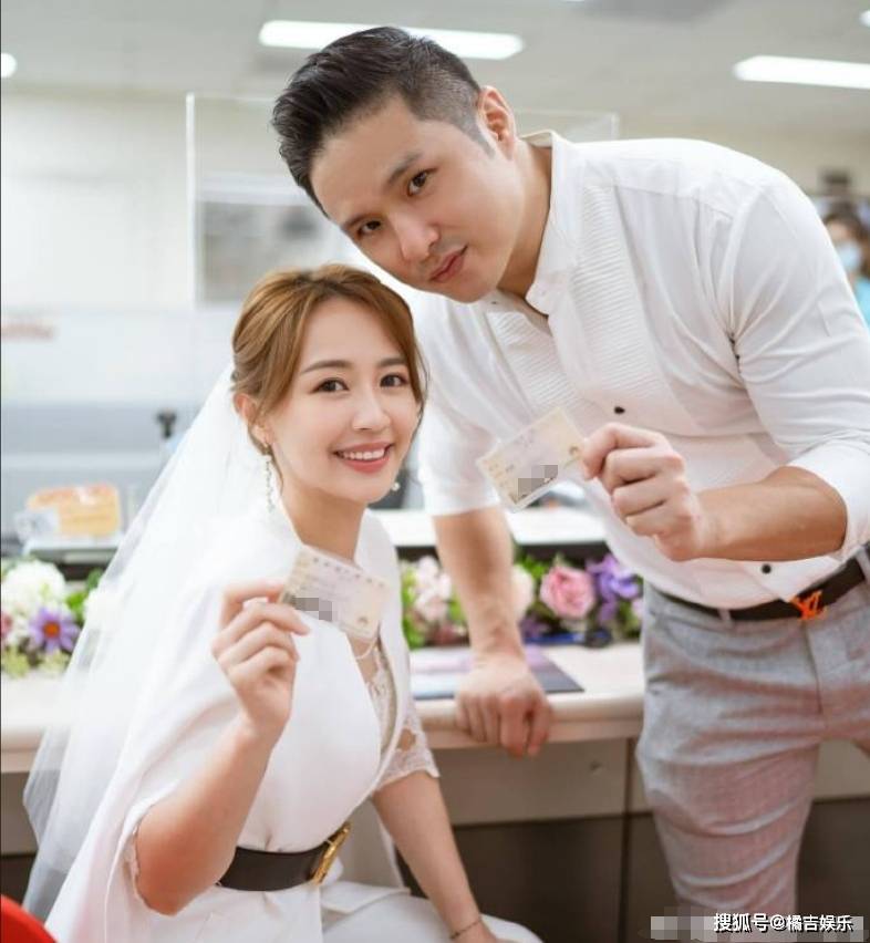 七朵花是台湾女子音乐组合,由赵虹乔,陈怡君,黄莉,周怡含,王宇婕