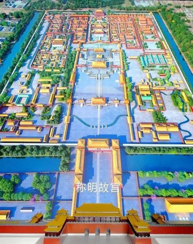 可老朱对应天府这个都城并不是很满意,建国之初就有迁都之意,位于关中