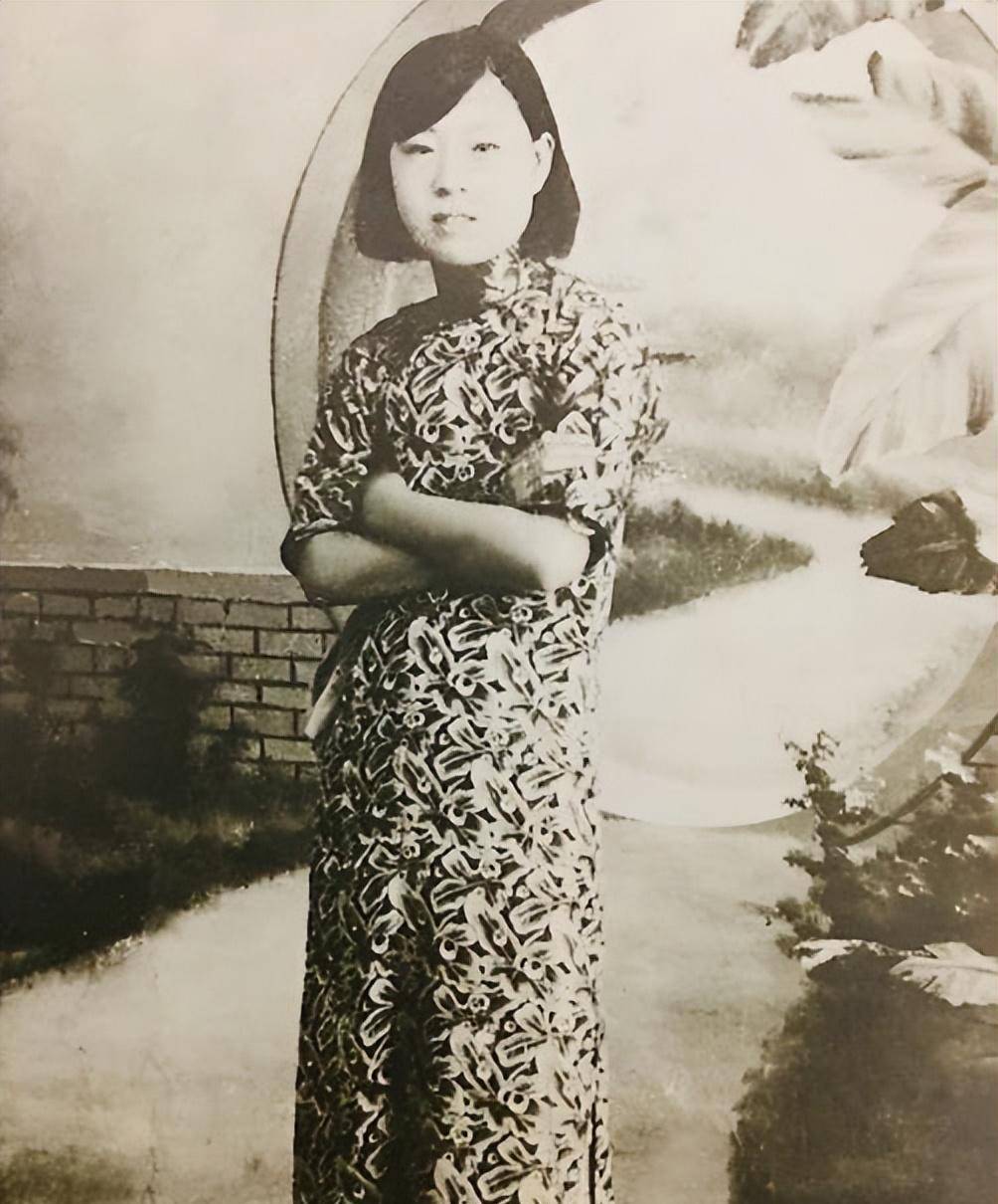 溥仪伪满傀儡生涯内幕仰人鼻息拾人牙慧,在夹缝中艰难抉择_日本_吉冈