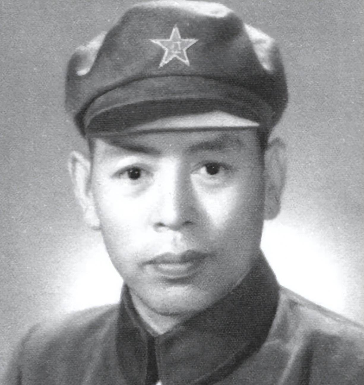 想方设法劝服———据理相争,不辱使命1938年,王世英在山西八路军办事