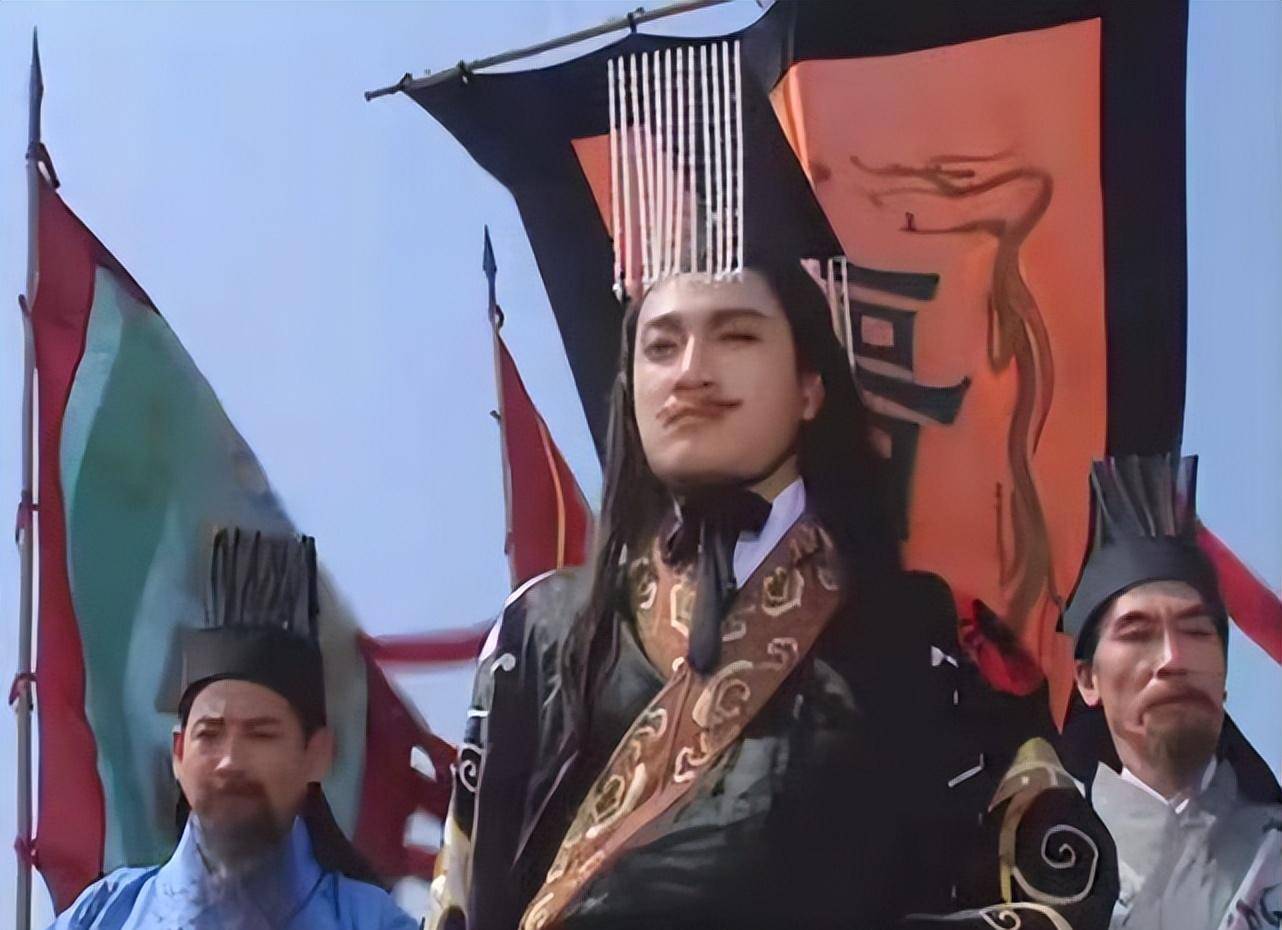 司马炎"羊车望幸"选上万美女,娶才女左棻点缀繁华令其凄苦一生_左思